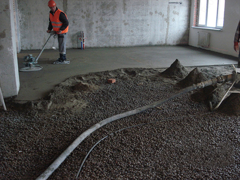 Напівсуха стяжка та її переваги